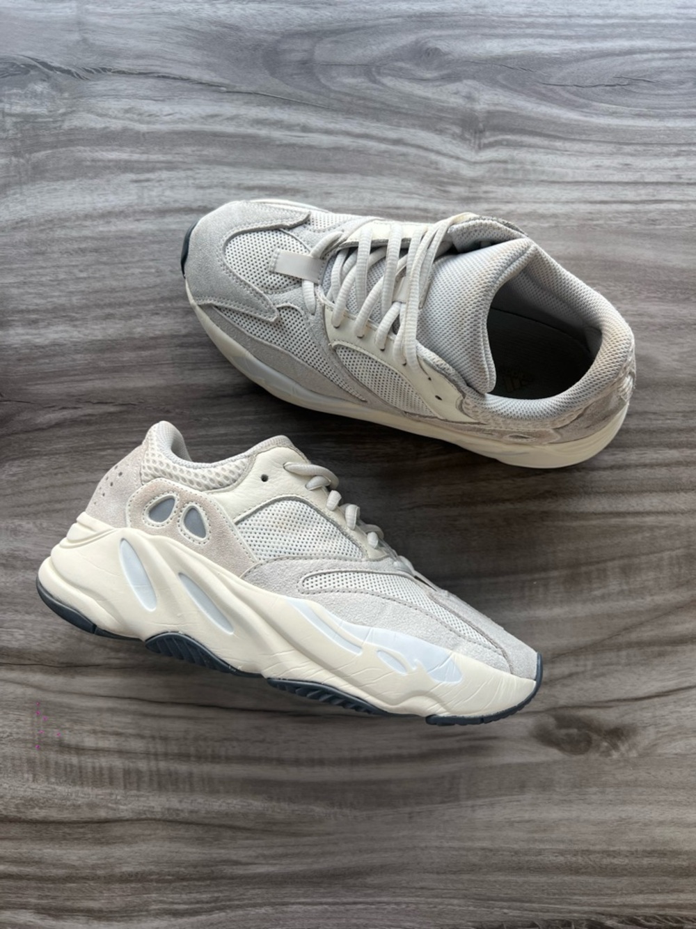 Size 5.5 Men’s/ 7 Women’s - adidas Yeezy Boost 700 Low Analog